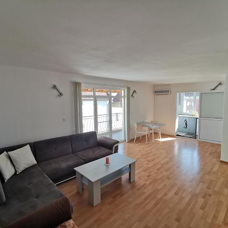 Ferienwohnung 4Th Floor Burgas City Exterior foto